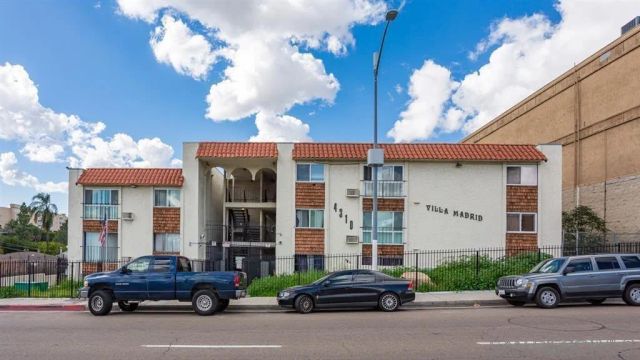 4310 54Th 209, San Diego, CA 92115