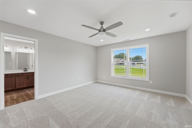 5758 E St Johns Avenue, Monticello, IN 47960