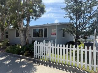 2212 Placentia Avenue A, Costa Mesa, CA 92627