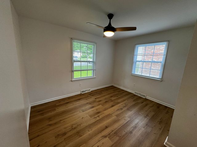 1820 Barksdale Drive, Lexington, KY 40511
