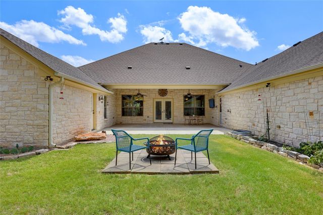 127 Palomino CV, Jarrell, TX 76537