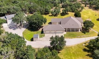 127 Palomino CV, Jarrell, TX 76537