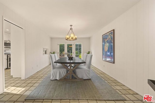 11139 Hortense Street, Los Angeles, CA 91602
