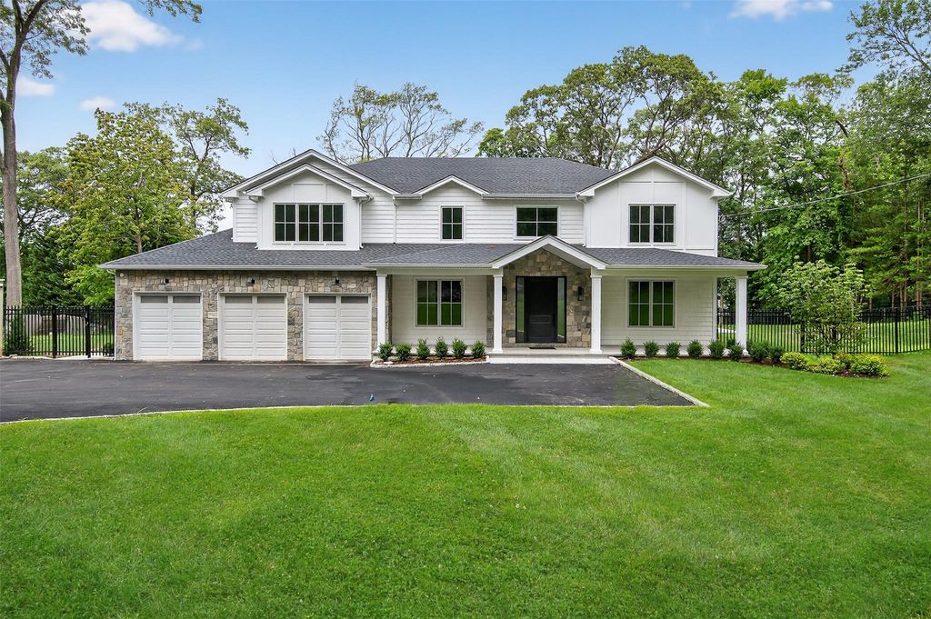 32A Pine Road, Syosset, NY 11791