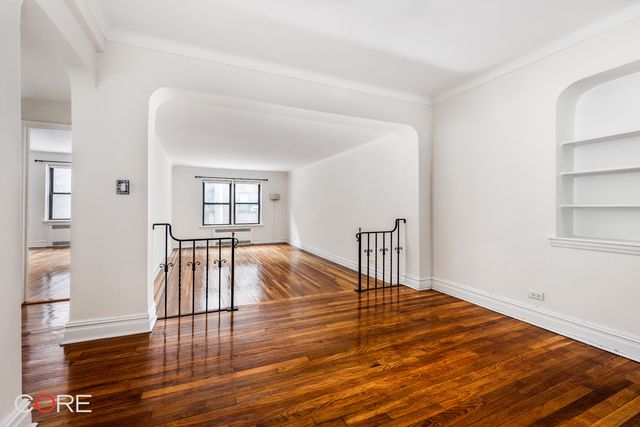 3536 76th St Apt 222, New York City, NY 11372