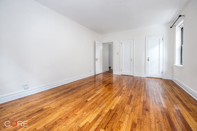 3536 76th St Apt 222, New York City, NY 11372