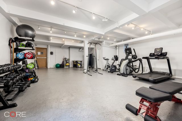 3536 76th St Apt 222, New York City, NY 11372