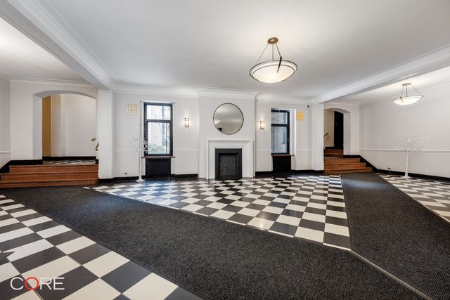 3536 76th St Apt 222, New York City, NY 11372