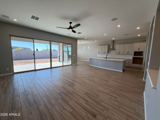 24498 N 156TH Lane, Surprise, AZ 85387