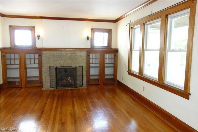 34 E Rosewood Avenue, Akron, OH 44301