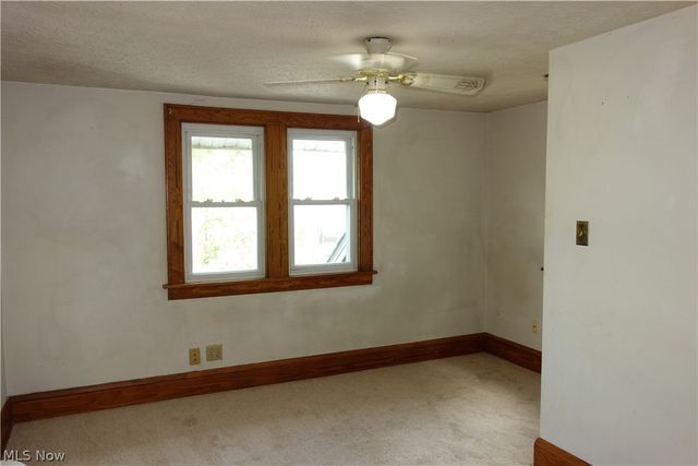 34 E Rosewood Avenue, Akron, OH 44301