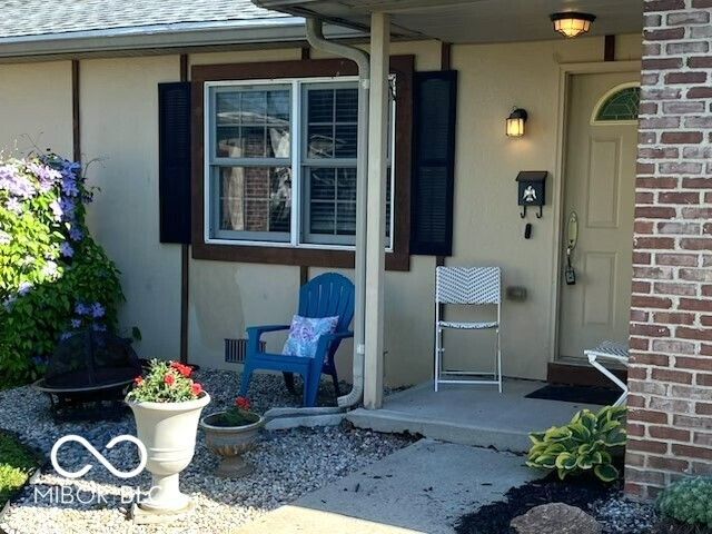 414 Glenn Knecht Drive, Crawfordsville, IN 47933