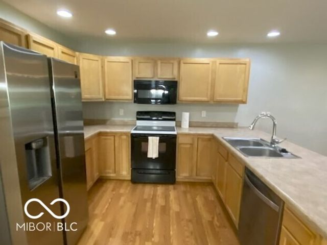 414 Glenn Knecht Drive, Crawfordsville, IN 47933