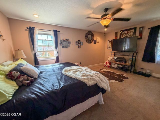 3132 Jefferson Avenue, Joplin, MO 64804