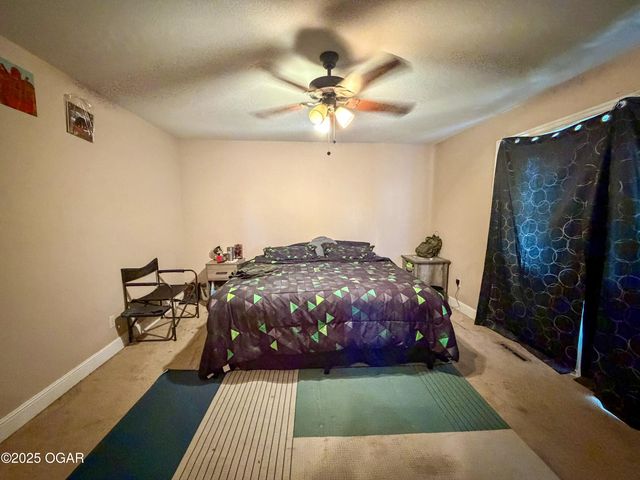 3132 Jefferson Avenue, Joplin, MO 64804