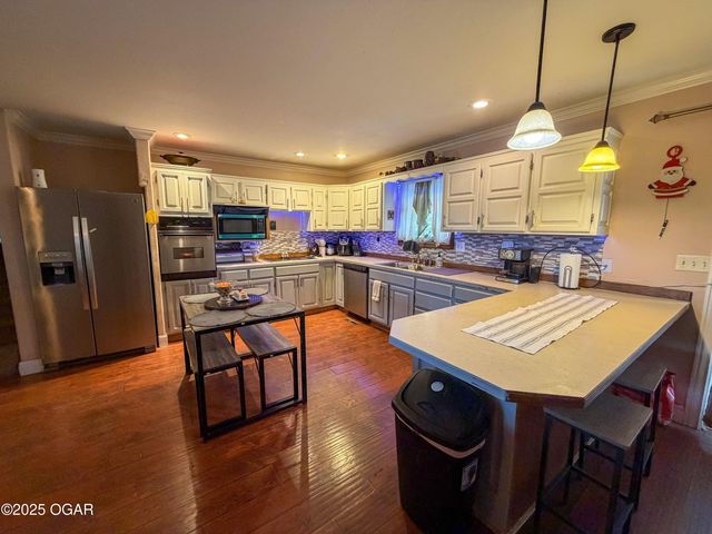 3132 Jefferson Avenue, Joplin, MO 64804