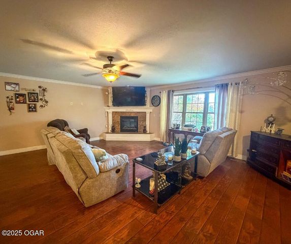 3132 Jefferson Avenue, Joplin, MO 64804