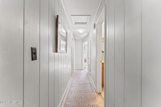 1618 HAMMOND Boulevard, Jacksonville, FL 32221