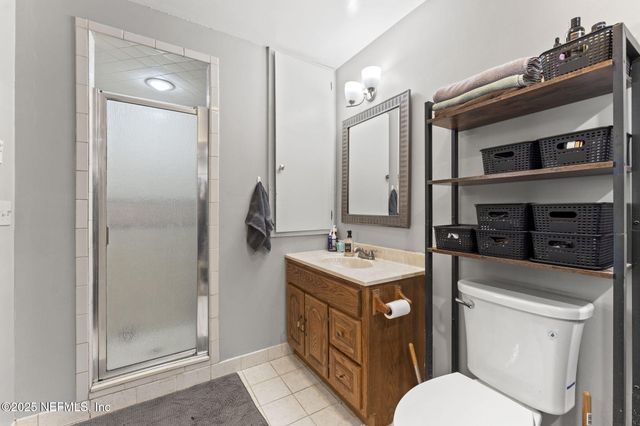 1618 HAMMOND Boulevard, Jacksonville, FL 32221