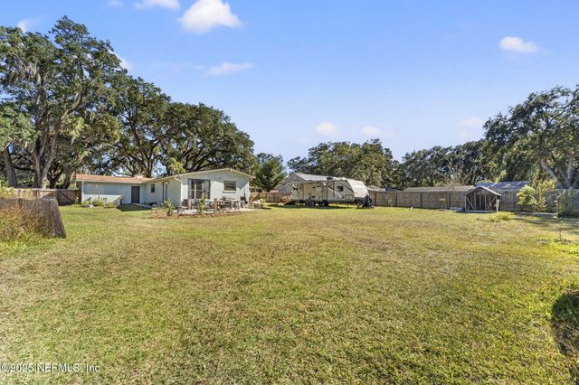 1618 HAMMOND Boulevard, Jacksonville, FL 32221