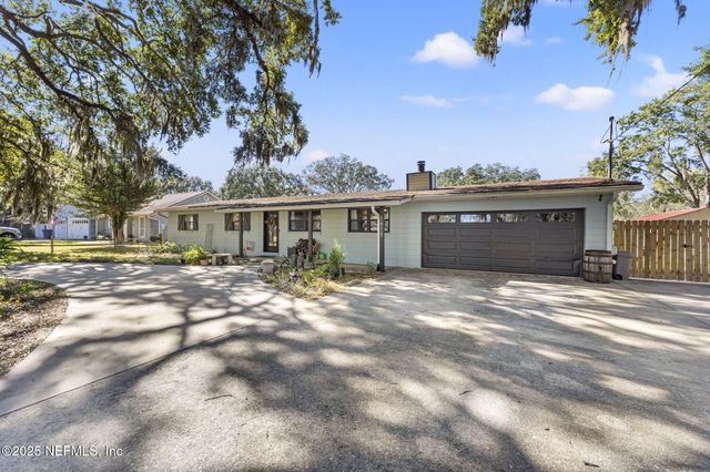 1618 HAMMOND Boulevard, Jacksonville, FL 32221