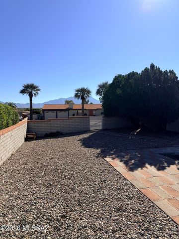 1041 S Abrego Drive, Green Valley, AZ 85614