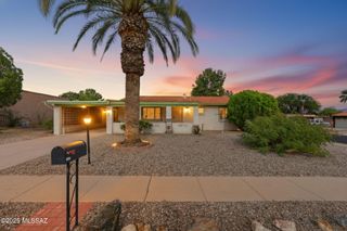 1041 S Abrego Drive, Green Valley, AZ 85614