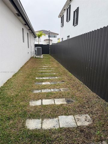 23320 SW 132nd Pl, Homestead, FL 33170