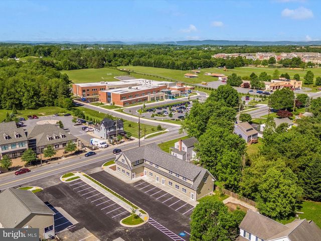 3535 URBANA PIKE #201, Frederick, MD 21704