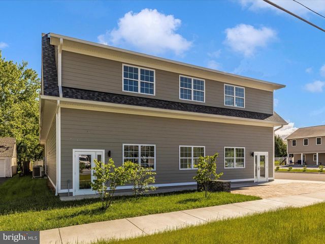 3535 URBANA PIKE #201, Frederick, MD 21704