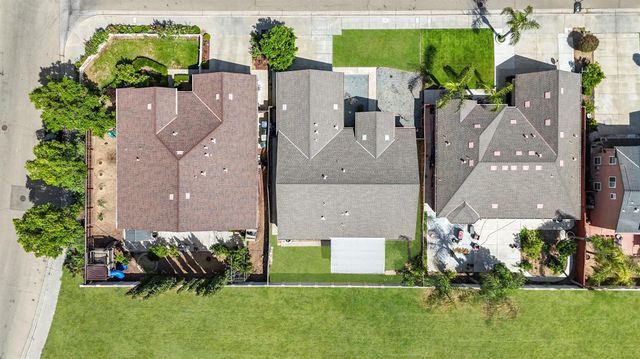 2312 S Bush Avenue, Fresno, CA 93727