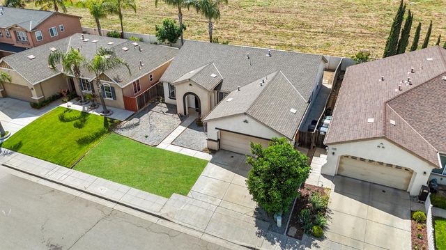 2312 S Bush Avenue, Fresno, CA 93727