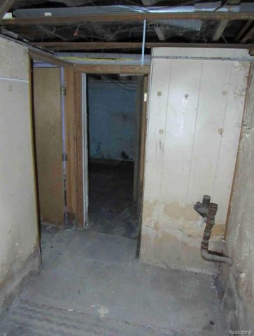 14069 Glenwood Street, Detroit, MI 48205