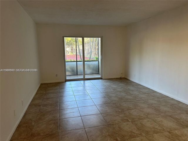 253 S Cypress Rd 214, Pompano Beach, FL 33060