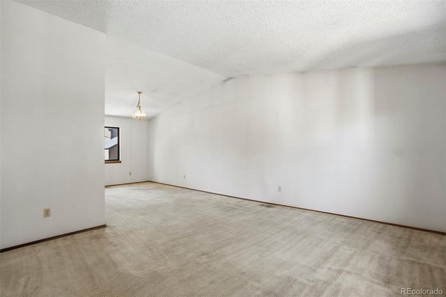 11750 E Asbury Avenue, Aurora, CO 80014