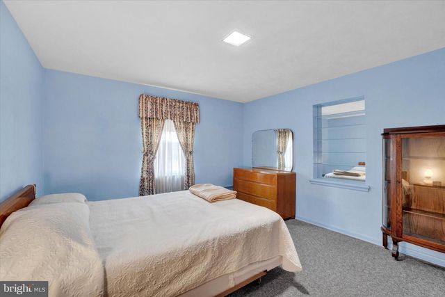 454 HIGHLAND RD, Red Lion, PA 17356