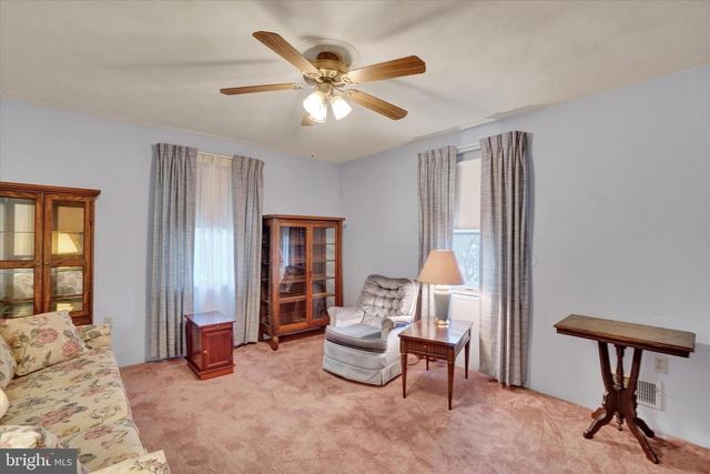 454 HIGHLAND RD, Red Lion, PA 17356