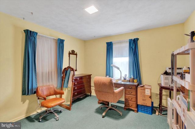 454 HIGHLAND RD, Red Lion, PA 17356