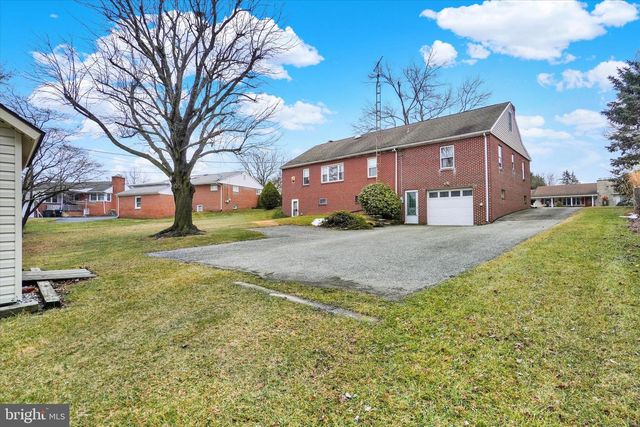 454 HIGHLAND RD, Red Lion, PA 17356