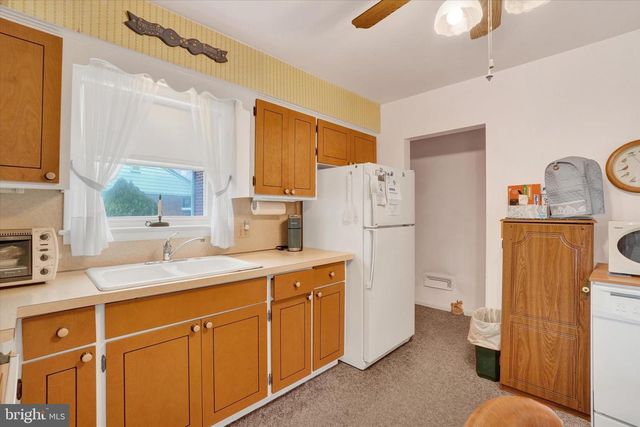 454 HIGHLAND RD, Red Lion, PA 17356