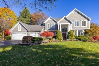 8 Riesling Court, Perinton, NY 14450
