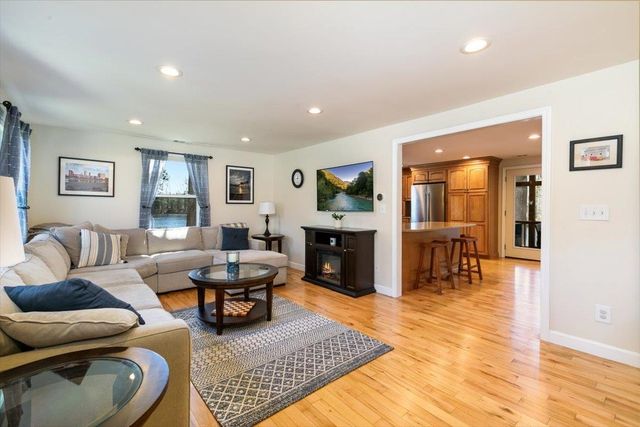 24 Taylor River Estates, Hampton, NH 03842