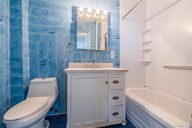 7824 68th Road, Middle Village, NY 11379