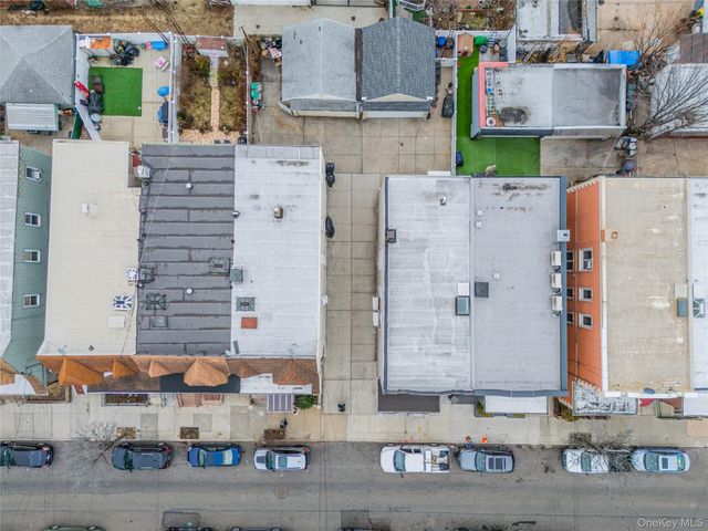 7824 68th Road, Middle Village, NY 11379