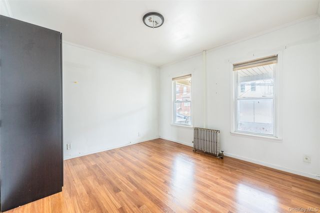 7824 68th Road, Middle Village, NY 11379