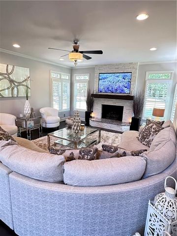 370 Oxford Meadow Run, Alpharetta, GA 30004