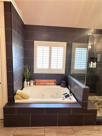 370 Oxford Meadow Run, Alpharetta, GA 30004
