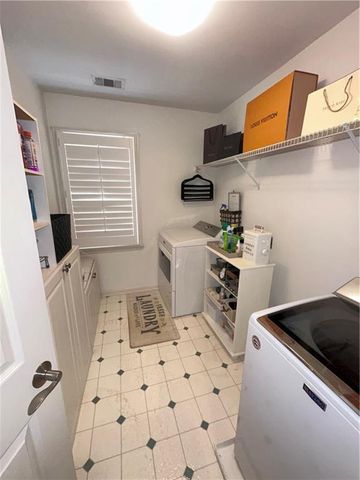 370 Oxford Meadow Run, Alpharetta, GA 30004