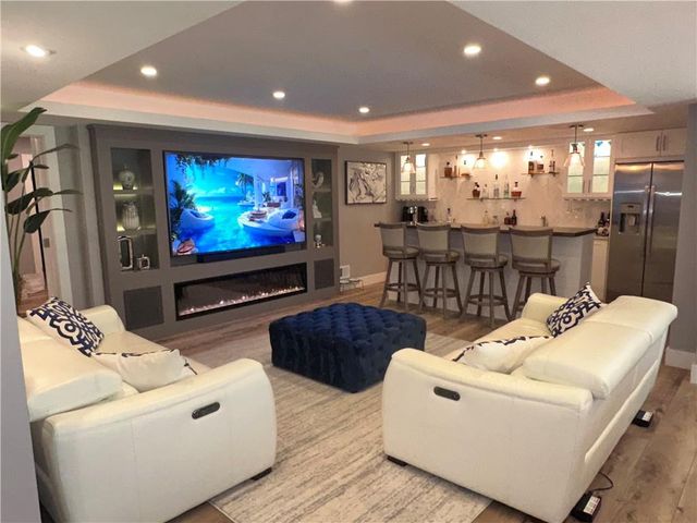 370 Oxford Meadow Run, Alpharetta, GA 30004