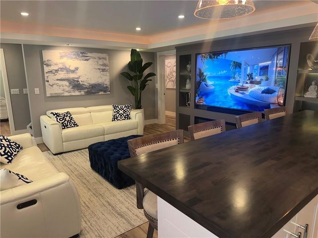 370 Oxford Meadow Run, Alpharetta, GA 30004